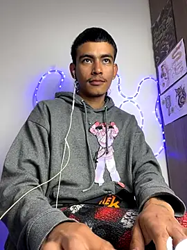 sorry-mom69 online show from December 5, 2025, 1:20 pm