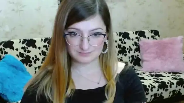 Snapshot of Arielsssplash chatting on September 23, 2025, 7:00 am Arielsssplash online show from September 23, 2025, 7:00 am