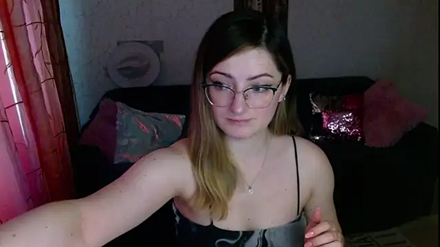 Arielsssplash online show from June 8, 2026, 5:30 am