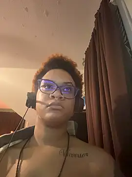 nickytheehawtie online show from February 28, 2026, 8:37 am