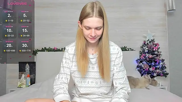 molly hunt  online show from December 24, 2024, 4:44 am