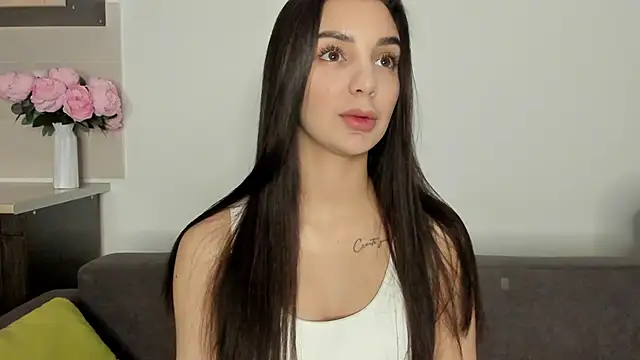 Snapshot of miss_emily_ chatting on December 23, 2024, 7:41 pm miss emily online show from December 23, 2024, 7:41 pm