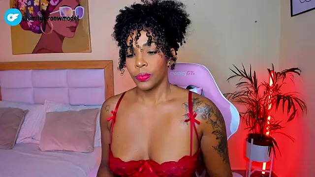 AitanaBrown  online show from June 17, 2026, 9:16 pm
