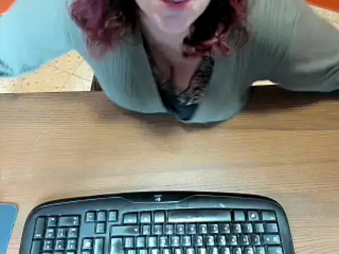 Snapshot of NikkiHolland chatting on March 12, 2025, 8:41 am NikkiHolland online show from March 12, 2025, 8:41 am