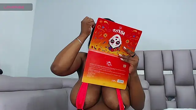 Snapshot of malorybrown chatting on February 5, 2026, 1:16 pm malorybrown online show from February 5, 2026, 1:16 pm