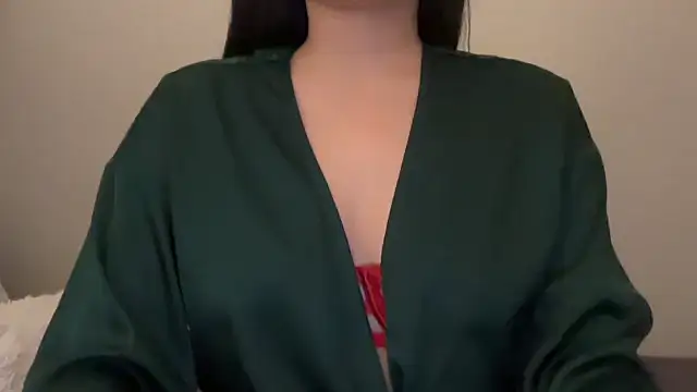 Snapshot of VannaDon chatting on November 7, 2025, 3:23 pm VannaDon online show from November 7, 2025, 3:23 pm