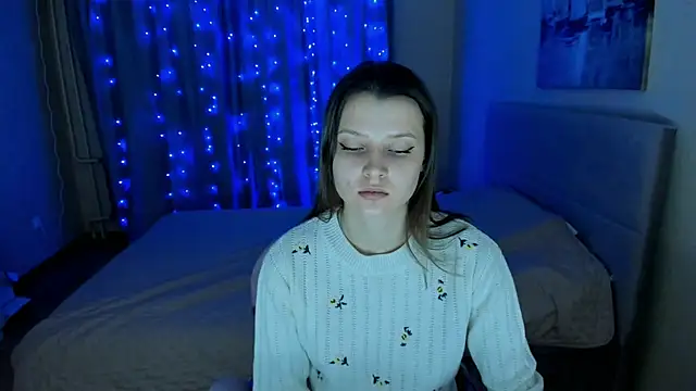 Snapshot of SoniNesti chatting on December 2, 2024, 3:36 pm SoniNesti online show from December 2, 2024, 3:36 pm