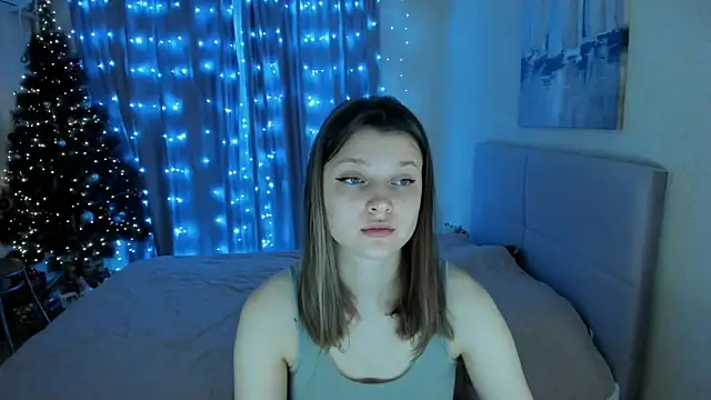 Snapshot of SoniNesti chatting on January 10, 2025, 11:43 am SoniNesti online show from January 10, 2025, 11:43 am