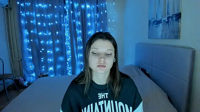 Snapshot of SoniNesti chatting on January 31, 2025, 1:12 pm SoniNesti online show from January 31, 2025, 1:12 pm