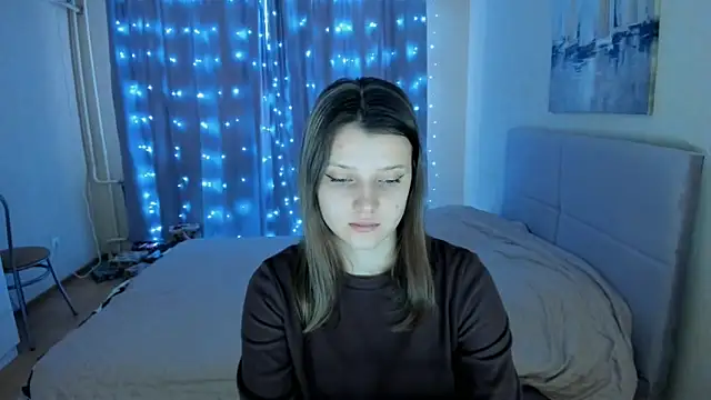 Snapshot of SoniNesti chatting on February 7, 2025, 12:06 pm SoniNesti online show from February 7, 2025, 12:06 pm