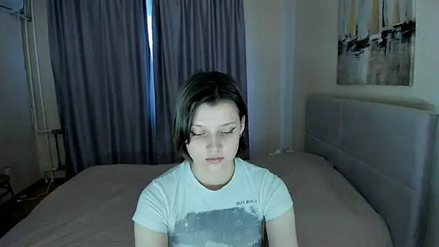 Snapshot of SoniNesti chatting on February 21, 2025, 2:59 pm SoniNesti online show from February 21, 2025, 2:59 pm