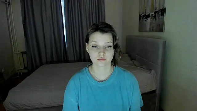 Snapshot of SoniNesti chatting on March 5, 2025, 2:23 pm SoniNesti online show from March 5, 2025, 2:23 pm