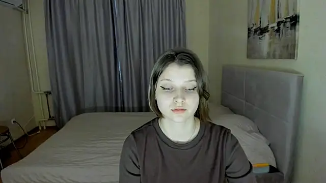 Snapshot of SoniNesti chatting on March 6, 2025, 2:40 pm SoniNesti online show from March 6, 2025, 2:40 pm