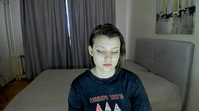 Snapshot of SoniNesti chatting on March 8, 2025, 11:37 am SoniNesti online show from March 8, 2025, 11:37 am