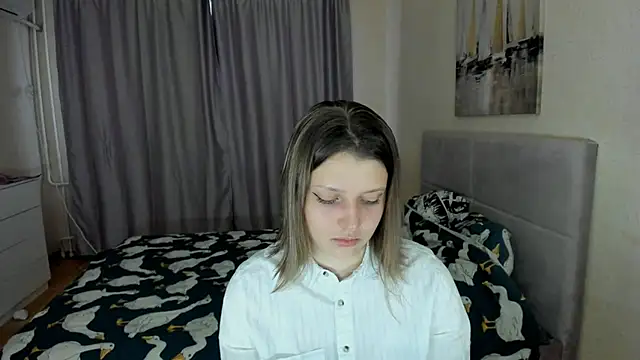 Snapshot of SoniNesti chatting on September 17, 2025, 3:03 pm SoniNesti online show from September 17, 2025, 3:03 pm