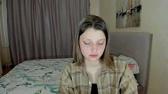 Snapshot of SoniNesti chatting on October 2, 2025, 2:35 pm SoniNesti online show from October 2, 2025, 2:35 pm