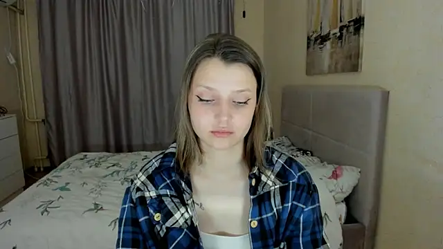 Snapshot of SoniNesti chatting on October 3, 2025, 3:09 pm SoniNesti online show from October 3, 2025, 3:09 pm