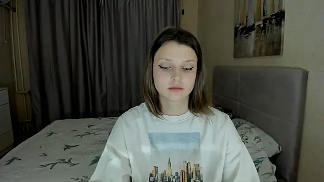 Snapshot of SoniNesti chatting on October 6, 2025, 2:58 pm SoniNesti online show from October 6, 2025, 2:58 pm