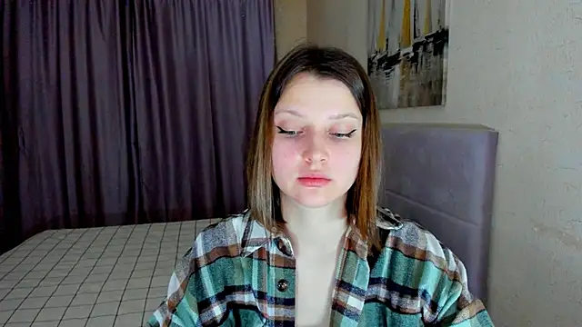 Snapshot of SoniNesti chatting on November 18, 2025, 2:54 pm SoniNesti online show from November 18, 2025, 2:54 pm