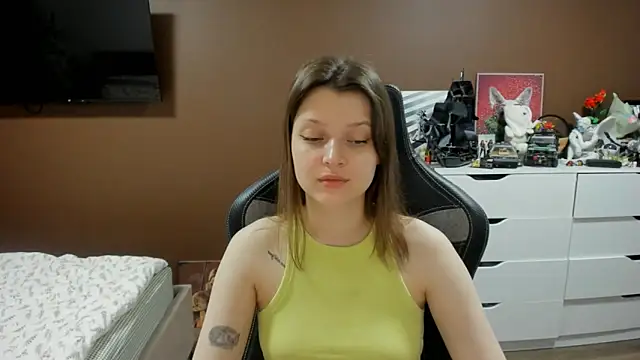 SoniNesti online show from June 10, 2026, 2:49 pm