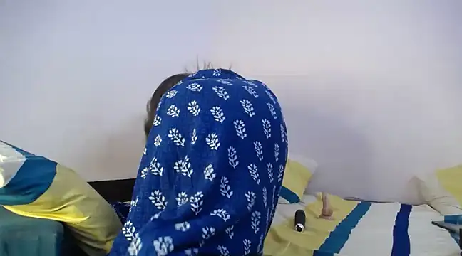 cutee  crazy online show from December 4, 2024, 5:44 pm