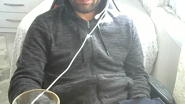 Snapshot of crazybaby5461 chatting on November 15, 2025, 10:45 am crazybaby5461 online show from November 15, 2025, 10:45 am