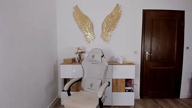 Sally Secret online show from February 8, 2026, 11:35 am