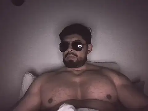 marcus002001 online show from July 1, 2026, 6:59 am