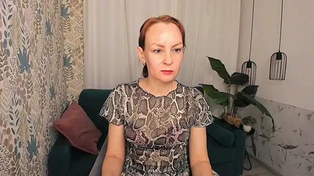 Snapshot of NikaGentle chatting on July 6, 2026, 5:37 am NikaGentle online show from July 6, 2026, 5:37 am