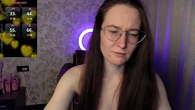 Snapshot of AgnesGraham chatting on March 20, 2026, 9:41 pm AgnesGraham online show from March 20, 2026, 9:41 pm