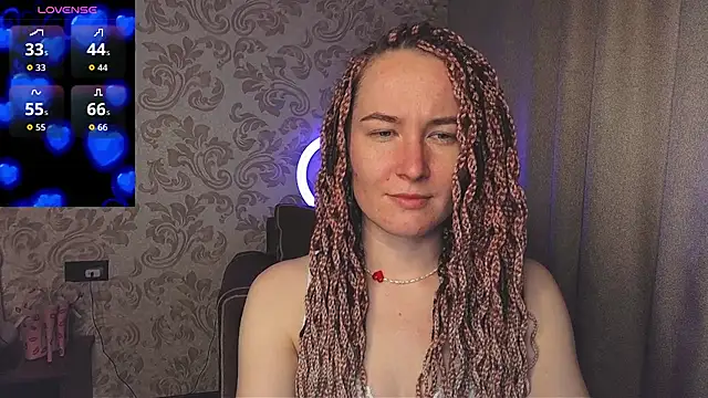 Snapshot of AgnesGraham chatting on April 11, 2026, 10:03 pm AgnesGraham online show from April 11, 2026, 10:03 pm