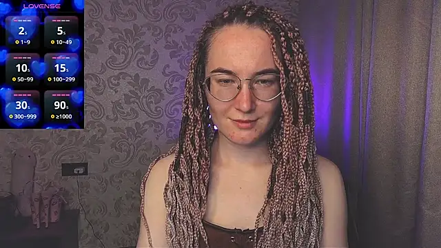 Snapshot of AgnesGraham chatting on April 22, 2026, 10:44 pm AgnesGraham online show from April 22, 2026, 10:44 pm