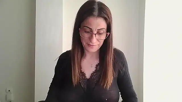 Snapshot of Sanada_hot chatting on April 10, 2026, 1:05 pm Sanada hot online show from April 10, 2026, 1:05 pm