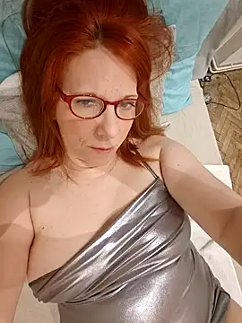 Snapshot of lollipop_cat chatting on December 23, 2024, 2:17 pm lollipop cat online show from December 23, 2024, 2:17 pm