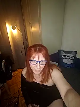 Snapshot of lollipop_cat chatting on March 5, 2025, 8:42 pm lollipop cat online show from March 5, 2025, 8:42 pm