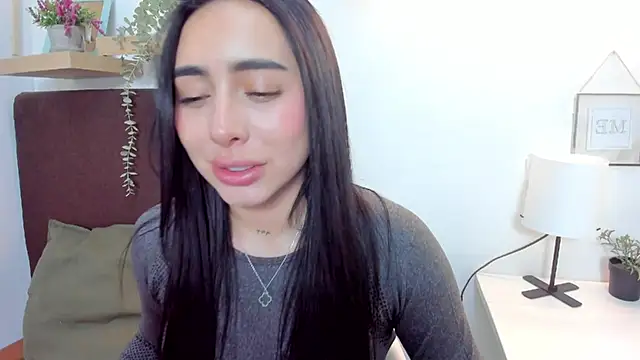 isabella jade online show from March 12, 2025, 7:17 pm