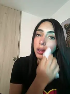 isabella jade online show from March 14, 2026, 9:42 pm