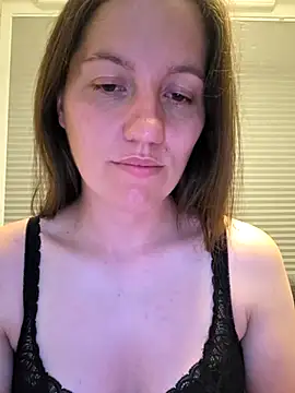 Nicole-Ray online show from July 17, 2026, 10:47 pm
