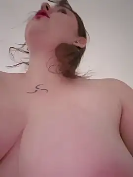 Snapshot of Yammy_Yumi chatting on December 5, 2025, 5:05 am Yammy Yumi online show from December 5, 2025, 5:05 am