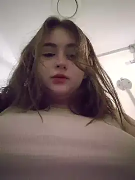 Snapshot of Yammy_Yumi chatting on March 8, 2026, 1:26 pm Yammy Yumi online show from March 8, 2026, 1:26 pm