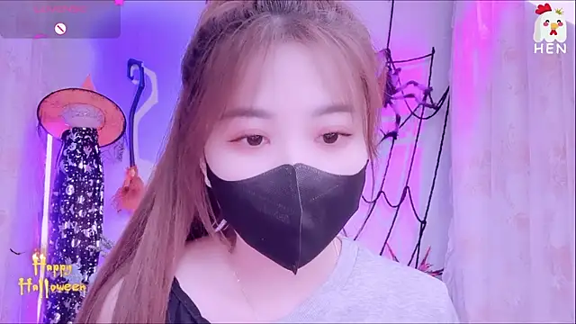 hen237 online show from November 7, 2025, 12:32 am