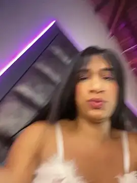Ashly Miller online show from May 5, 2026, 8:17 pm