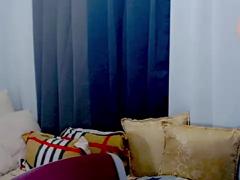 Snapshot of arianneXXX_ts chatting on October 30, 2025, 11:00 am arianneXXX ts online show from October 30, 2025, 11:00 am