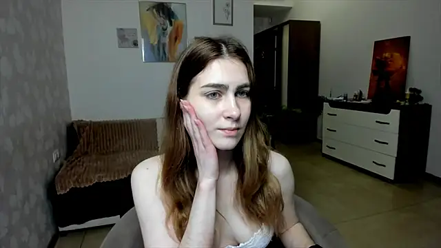 Snapshot of KaraWill chatting on May 10, 2026, 7:08 pm KaraWill online show from May 10, 2026, 7:08 pm
