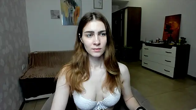 Snapshot of KaraWill chatting on May 12, 2026, 7:11 pm KaraWill online show from May 12, 2026, 7:11 pm
