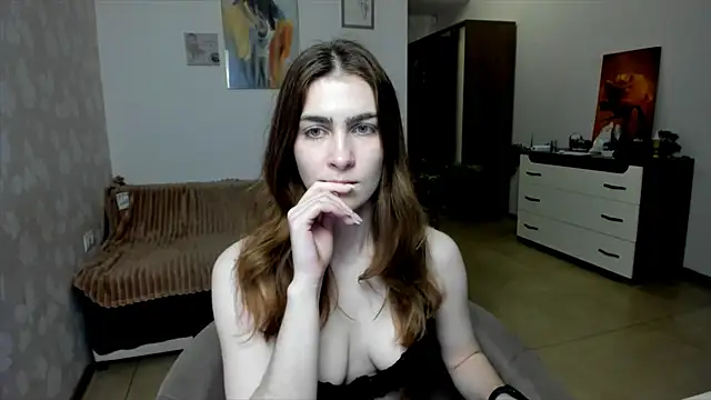 Snapshot of KaraWill chatting on June 2, 2026, 7:05 pm KaraWill online show from June 2, 2026, 7:05 pm