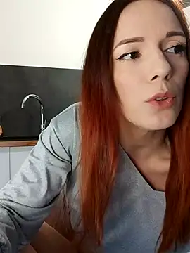 clara-francaise online show from May 17, 2026, 2:57 pm