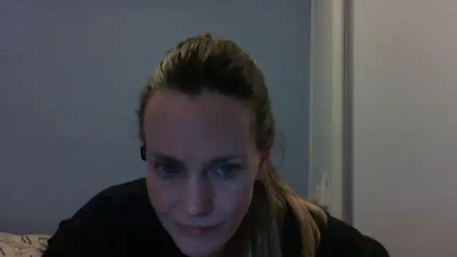 Annylove1 online show from September 25, 2025, 10:57 pm