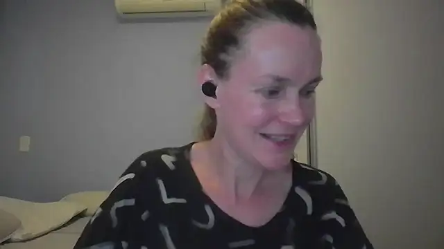 Annylove1 online show from December 22, 2025, 12:18 am