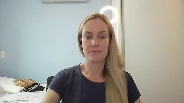 Annylove1 online show from January 13, 2026, 10:53 am